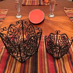 Napkin holders, cocktail & dinner sized, item in basket not included